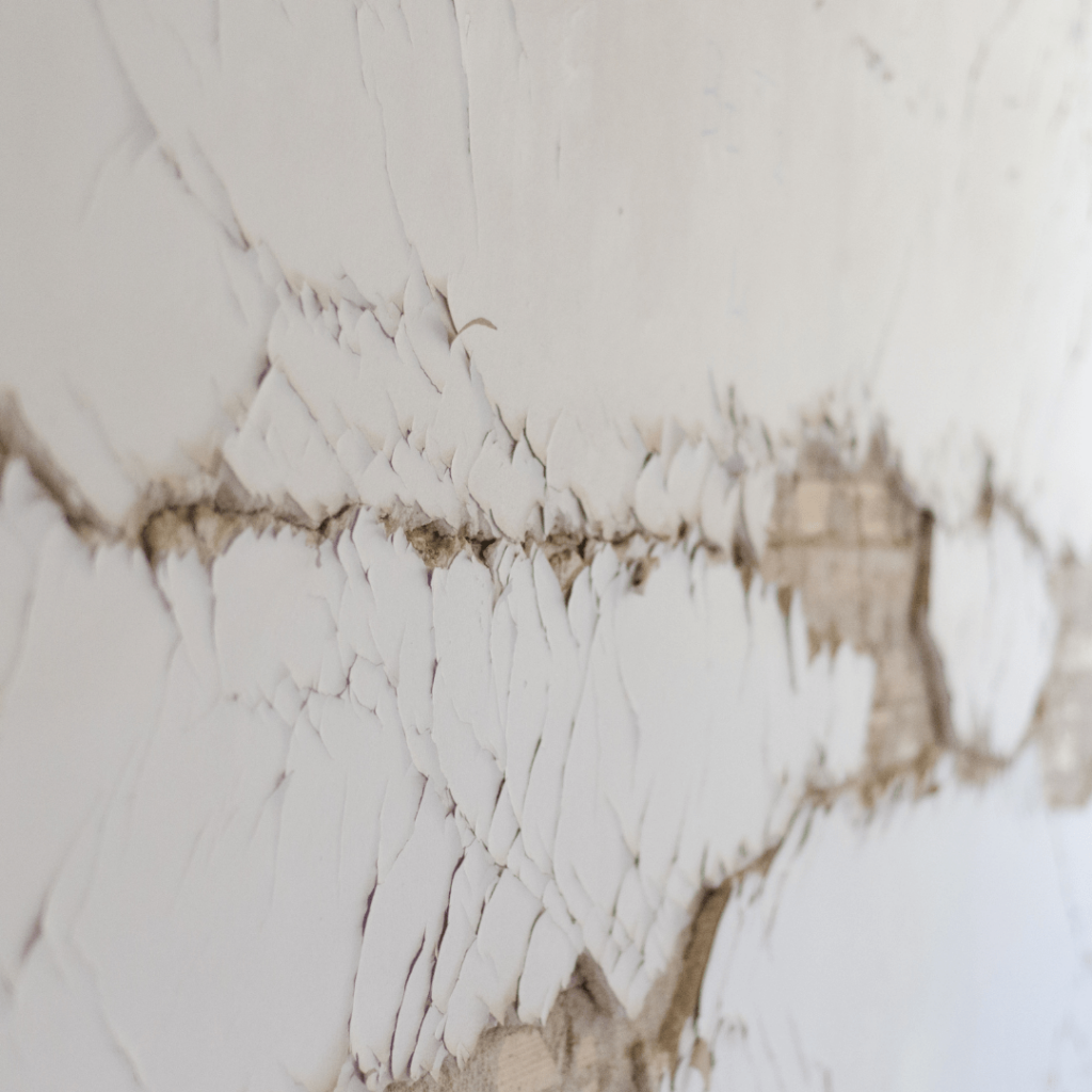 پوسته پوسته شدن بتن _علائم بتن ریزی اشتباه پوسته پوسته شدن بتن _نشانه های بتن ریزی اشتباه